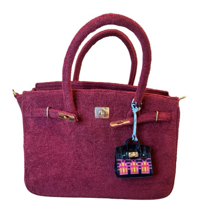 Terry Bag 40, bordeaux met gouden hardware