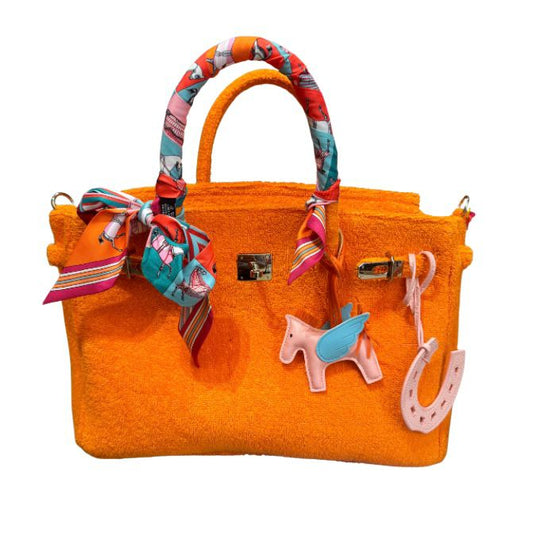 Terry Bag 40, oranje met zilveren hardware